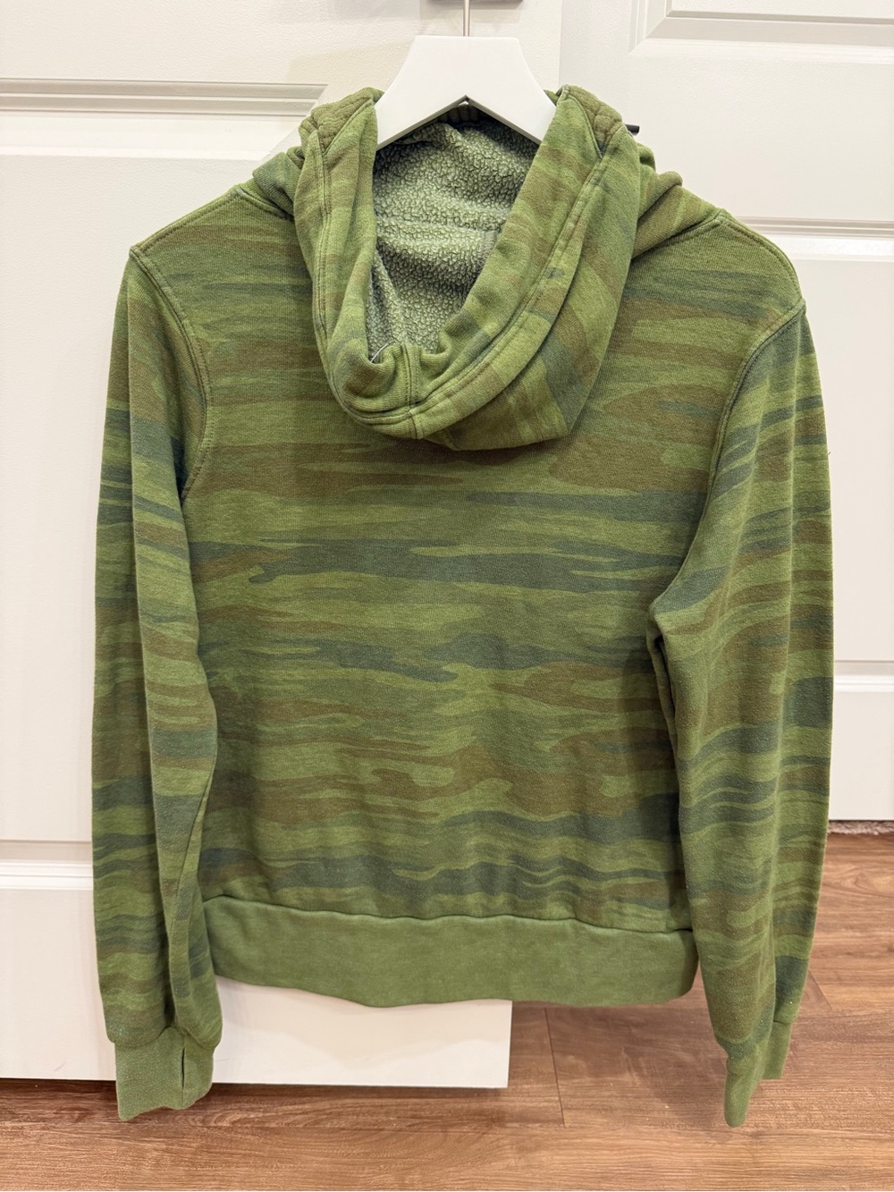 Aviator Nation Ninja Pullover Hoodie Camo Rainbow Logo - Picture 2 of 5